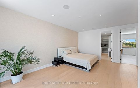 Photo 23 at 656 Oriole Parkway, Eglinton, Toronto