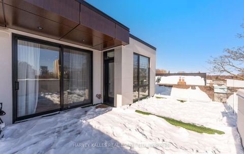 Photo 32 at 656 Oriole Parkway, Eglinton, Toronto