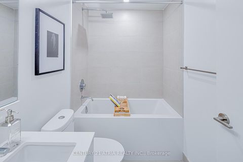 Photo 2 at 4007 - 8 Wellesley Street W, Yonge Corridor, Toronto