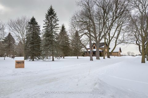 Photo 0 at 19572 Centre Street, Rural East Gwillimbury, East Gwillimbury