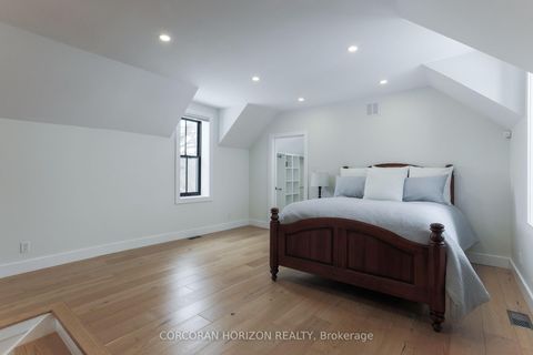 Photo 23 at 19572 Centre Street, Rural East Gwillimbury, East Gwillimbury