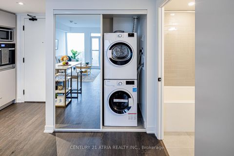 Photo 10 at 5011 - 319 Jarvis Street, Moss Park, Toronto