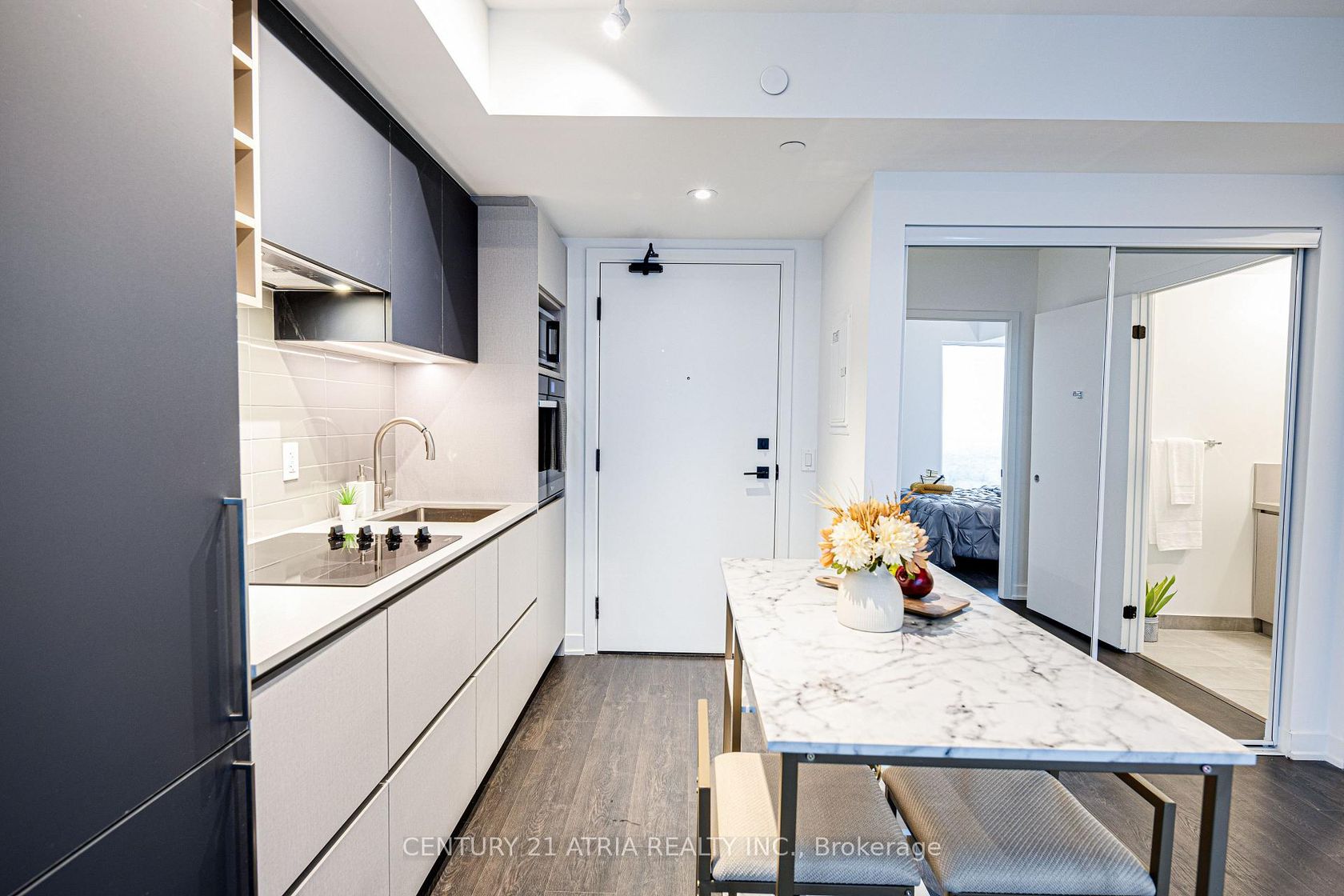 5011 - 319 Jarvis Street, Moss Park, Toronto 