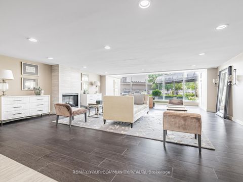 Photo 2 at 508 - 7811 Yonge Street, Royal Orchard, Markham