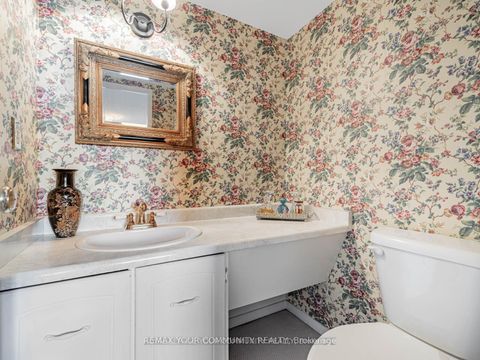 Photo 17 at 508 - 7811 Yonge Street, Royal Orchard, Markham