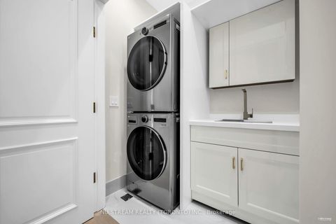 Photo 34 at 108 Abitibi Avenue, Newtonbrook East, Toronto