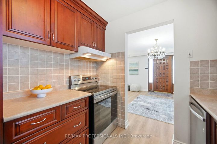 Photo 13 at 83 Spenvalley Drive, Jane Heights, Toronto