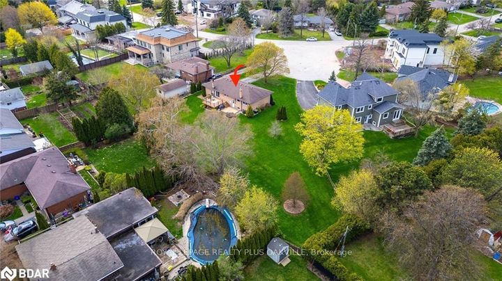 Photo 5 at 2030 Vickery Drive, WO West, Oakville