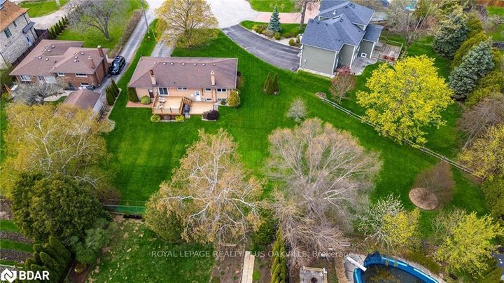 Photo 9 at 2030 Vickery Drive, WO West, Oakville