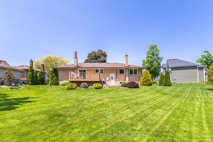 Photo 16 at 2030 Vickery Drive, WO West, Oakville