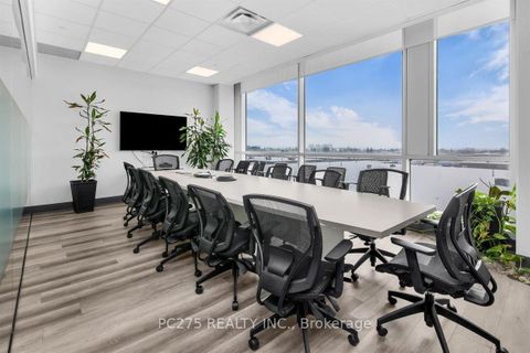 Photo 4 at 303 - 1275 FINCH Avenue W, York University Heights, Toronto