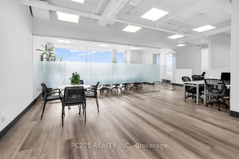 Photo 7 at 303 - 1275 FINCH Avenue W, York University Heights, Toronto