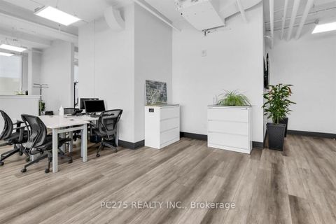 Photo 11 at 303 - 1275 FINCH Avenue W, York University Heights, Toronto