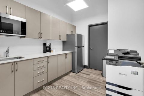 Photo 15 at 303 - 1275 FINCH Avenue W, York University Heights, Toronto