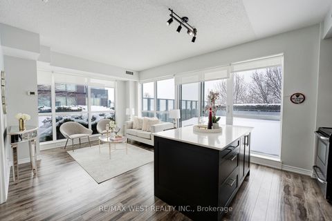 Photo 8 at 625 - 15 James Finlay Way, CFB, Toronto
