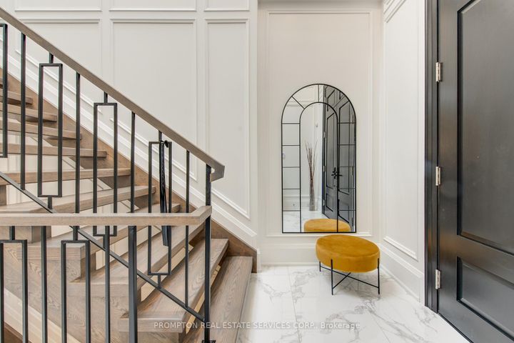 Photo 2 at 47 Wycliffe Crescent, Bayview Village, Toronto