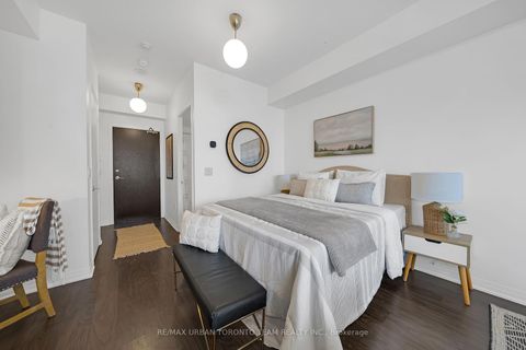 Photo 4 at 816 - 25 Cole Street, Regent Park, Toronto