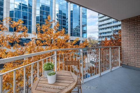 Photo 13 at 313 - 18 Stafford Street, Niagara, Toronto