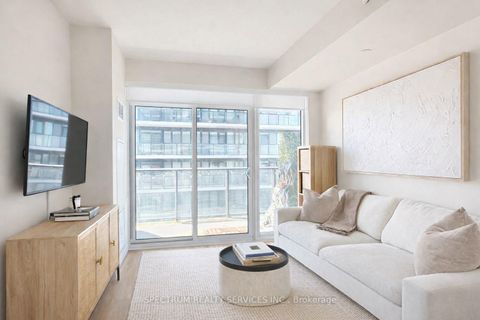 Photo 7 at 907 - 9000 Jane Street, Concord, Vaughan