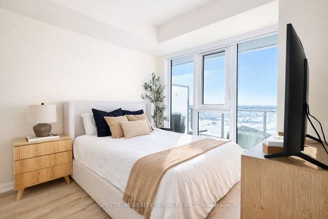 Photo 10 at 907 - 9000 Jane Street, Concord, Vaughan