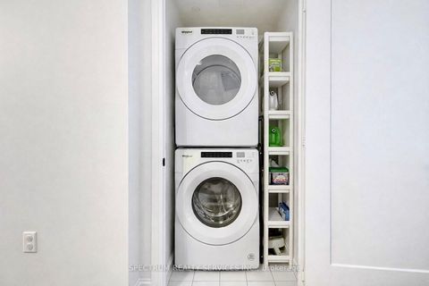 Photo 13 at 907 - 9000 Jane Street, Concord, Vaughan