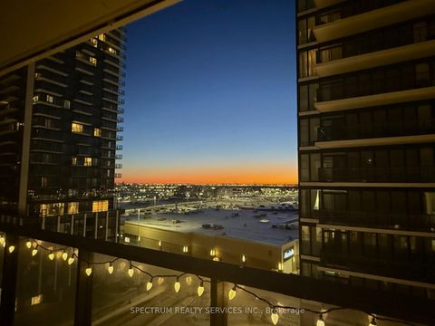 Photo 16 at 907 - 9000 Jane Street, Concord, Vaughan