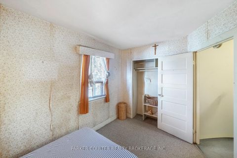 Photo 12 at 26 Larchmount Avenue, South Riverdale, Toronto