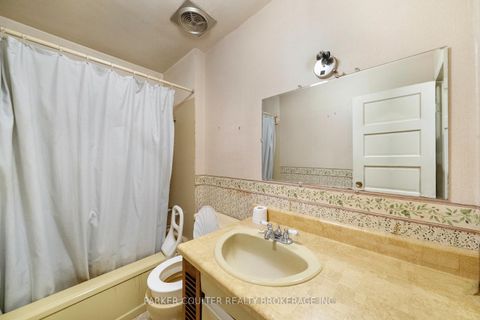 Photo 13 at 26 Larchmount Avenue, South Riverdale, Toronto