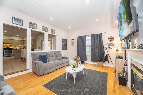 Photo 18 at 3 Imperial Crown Lane, Shore, Barrie