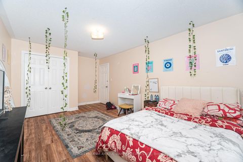 Photo 34 at 3 Imperial Crown Lane, Shore, Barrie