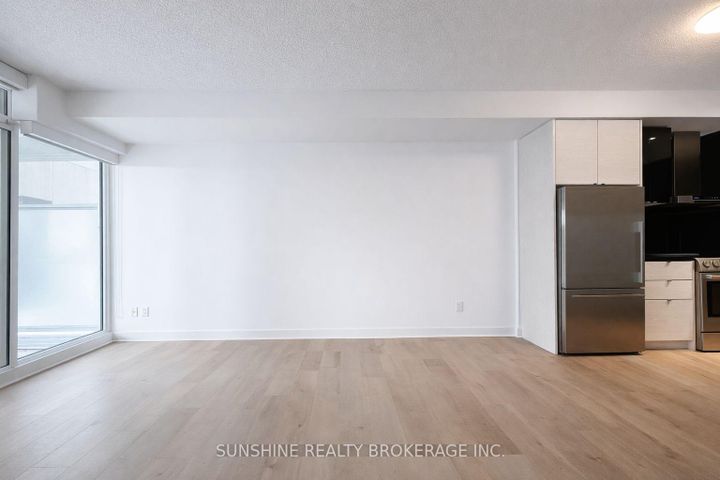 Photo 19 at 223 - 72 Esther Shiner Boulevard, Bayview Village, Toronto