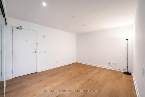 Photo 8 at 223 - 72 Esther Shiner Boulevard, Bayview Village, Toronto