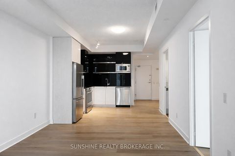 Photo 12 at 223 - 72 Esther Shiner Boulevard, Bayview Village, Toronto