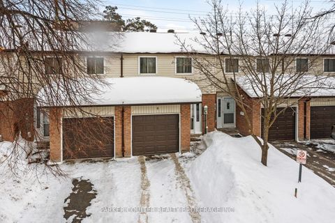 Photo 0 at 4 - 261 Rose Street, Wellington, Barrie