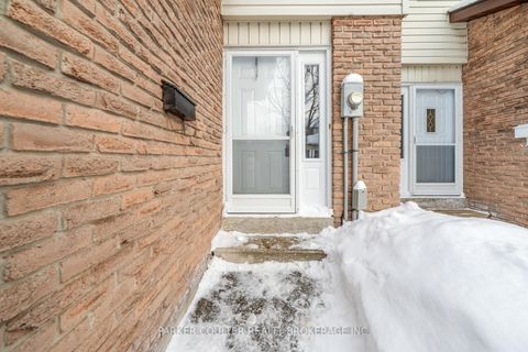 Photo 2 at 4 - 261 Rose Street, Wellington, Barrie