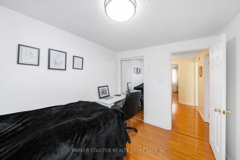 Photo 12 at 4 - 261 Rose Street, Wellington, Barrie