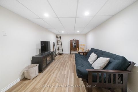 Photo 17 at 4 - 261 Rose Street, Wellington, Barrie