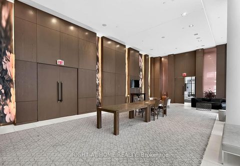 Photo 7 at 317 - 121 McMahon Drive, Bayview Village, Toronto