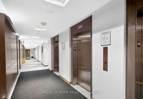 Photo 8 at 317 - 121 McMahon Drive, Bayview Village, Toronto