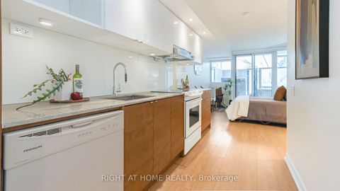 Photo 12 at 317 - 121 McMahon Drive, Bayview Village, Toronto