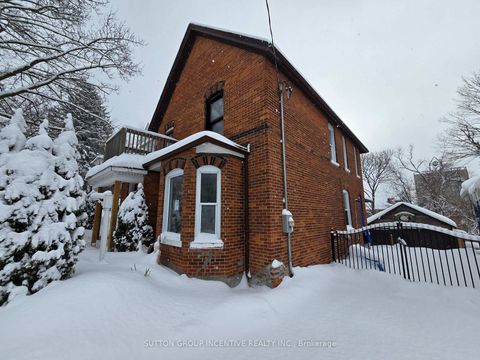 Photo 5 at 67 Mcdonald Street, City Centre, Barrie