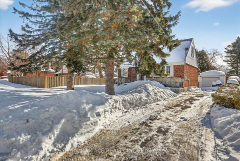 Photo 1 at 233 Oakridge Drive, Cliffcrest, Toronto