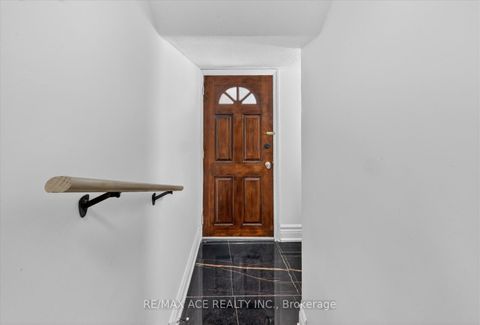 Photo 29 at 233 Oakridge Drive, Cliffcrest, Toronto