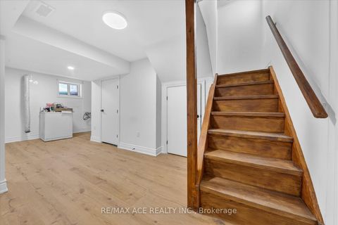 Photo 30 at 233 Oakridge Drive, Cliffcrest, Toronto