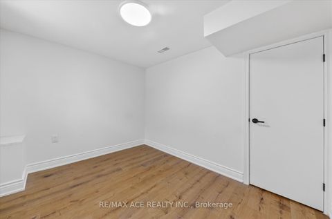 Photo 35 at 233 Oakridge Drive, Cliffcrest, Toronto