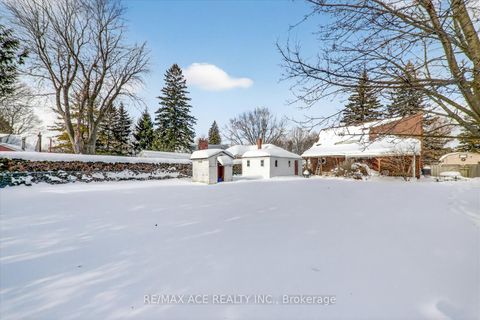 Photo 38 at 233 Oakridge Drive, Cliffcrest, Toronto
