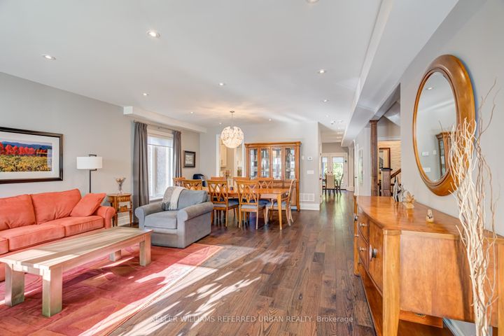 Photo 2 at 1487 Myron Drive, Lakeview, Mississauga