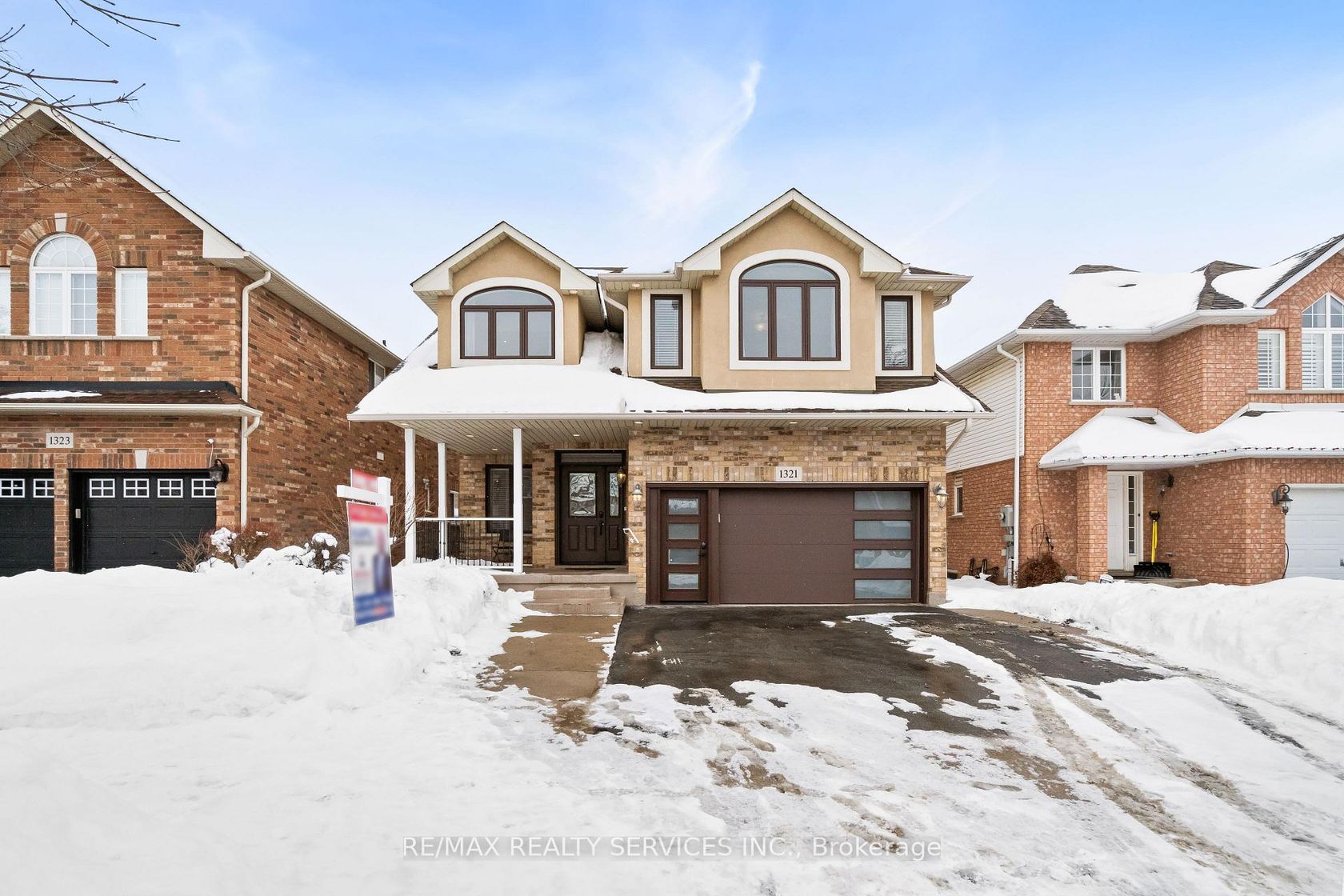 1321 Inglehart Drive, Tansley, Burlington 