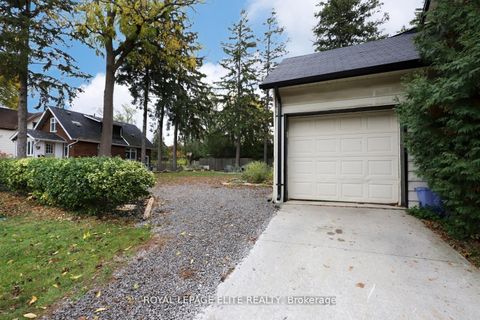 Photo 4 at 18-20 Reuben Street, Aurora Village, Aurora