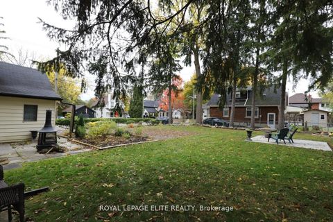 Photo 5 at 18-20 Reuben Street, Aurora Village, Aurora